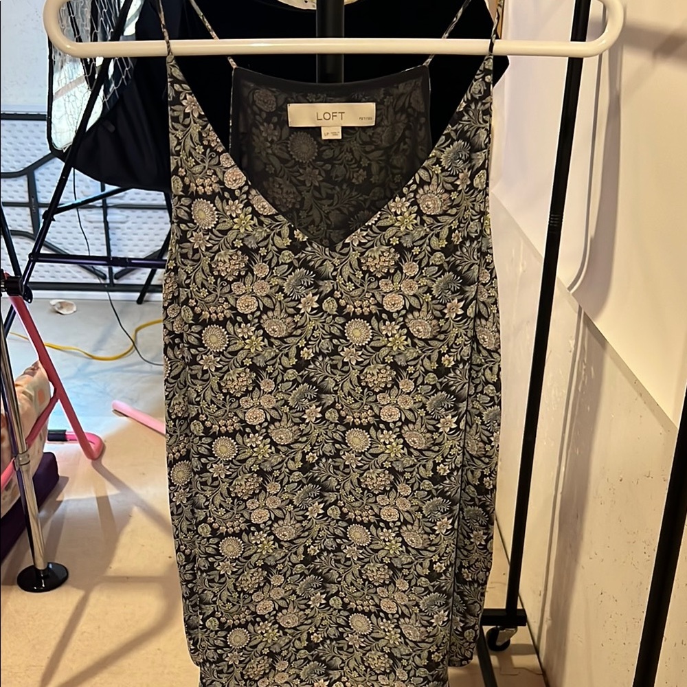 LOFT Black and White Sleeveless Fitted Camisole